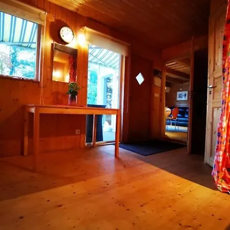 Hide In The Nature - Cozy Lakeside Saunacottage Vakantiehuis Rannakula (Tartu)